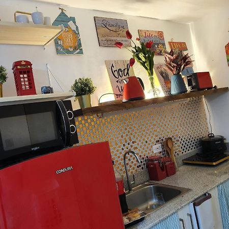 Asian Modern Penthouse Unit タガイタイ エクステリア 写真