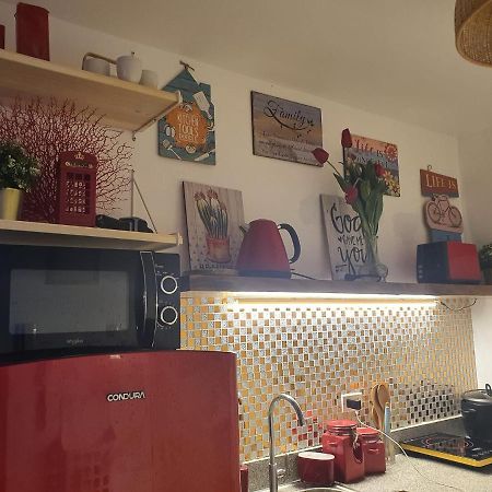 Asian Modern Penthouse Unit タガイタイ エクステリア 写真